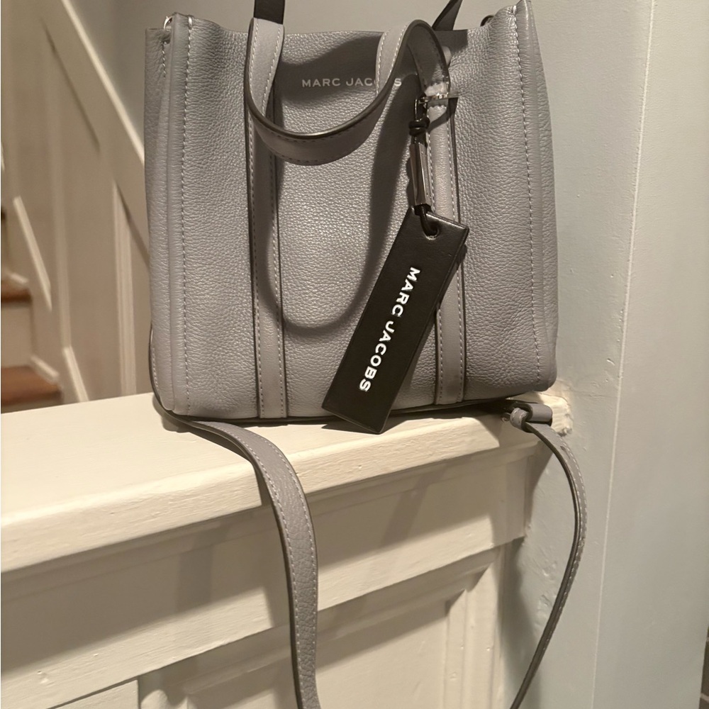 NWT Marc Jacobs The Shopper Tote Bag, soft neutral gray tone. - Picture 2 of 9